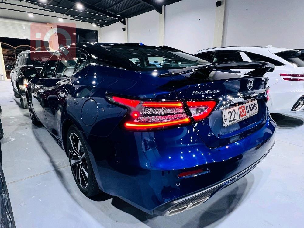 نيسان ماكسيما